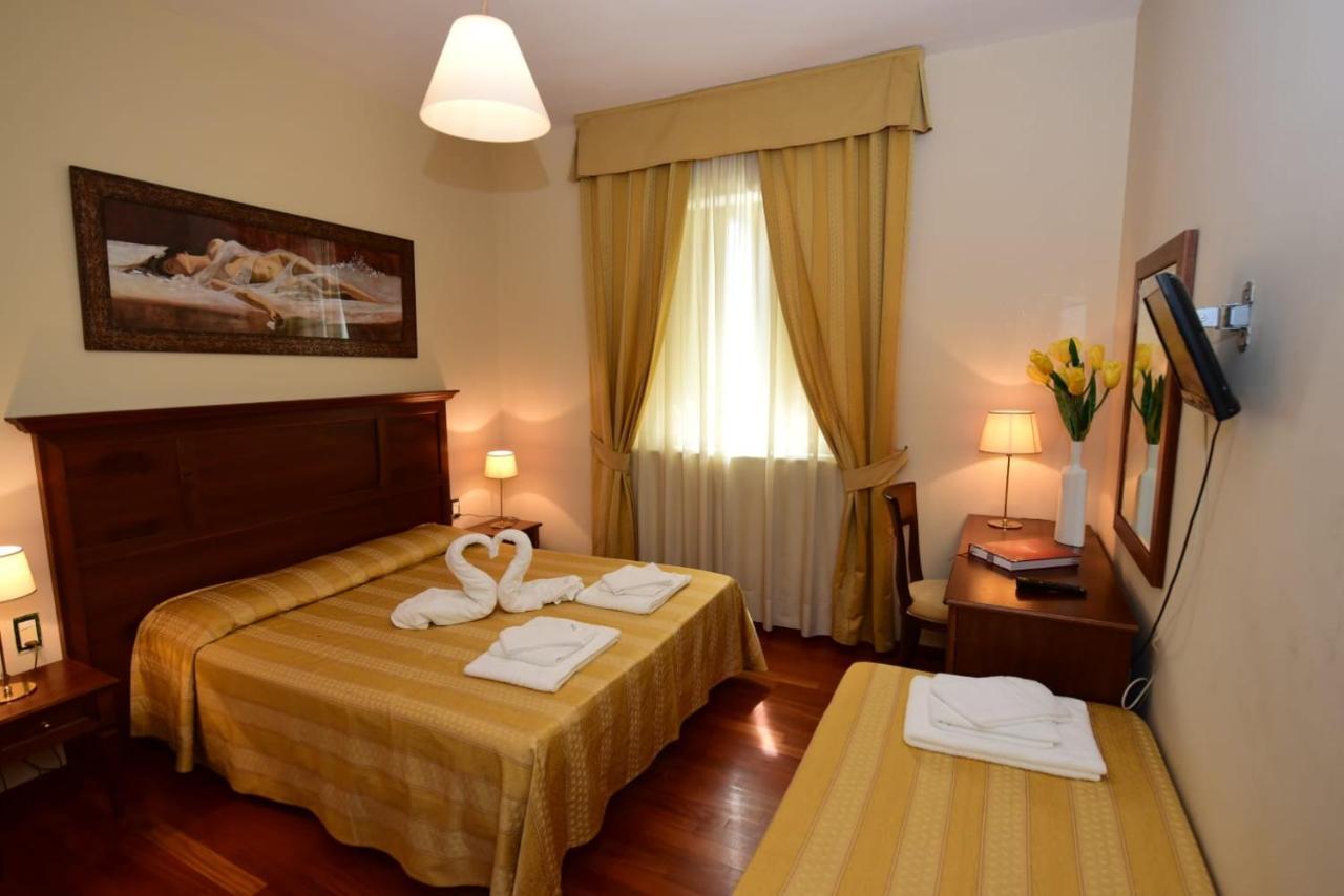 Albergo La Locanda Degli Apolidi Atena Lucana Kültér fotó