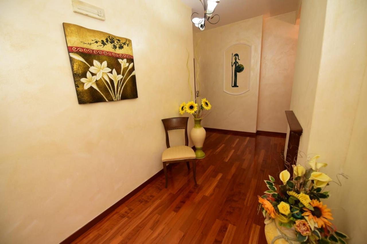 Albergo La Locanda Degli Apolidi Atena Lucana Kültér fotó